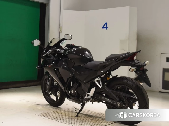 Проданный Honda CBR250R ABS id 4306729 из Японии, фото 8