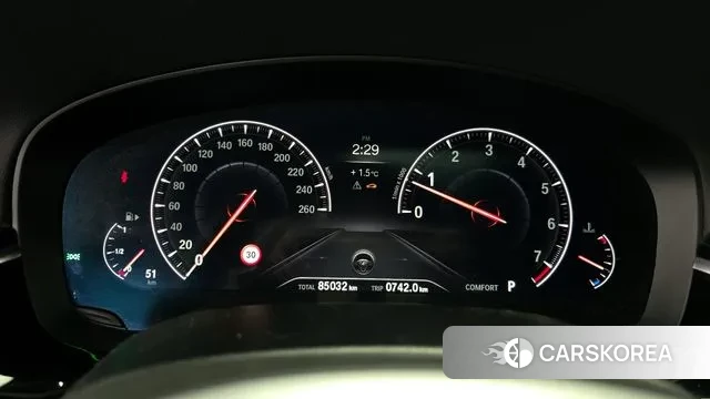 BMW 5 Series (G30) id 3672504 из Кореи 18