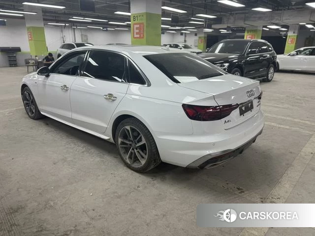 Audi A4L id 4278468 из Китая 10