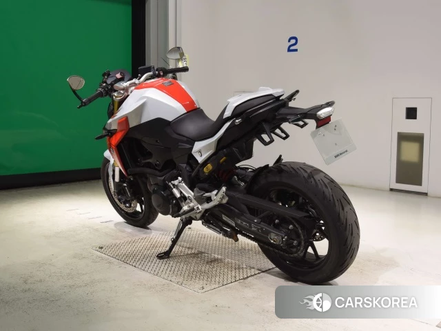 BMW F900R PREMIUM LINE id 4341354 из Японии 8