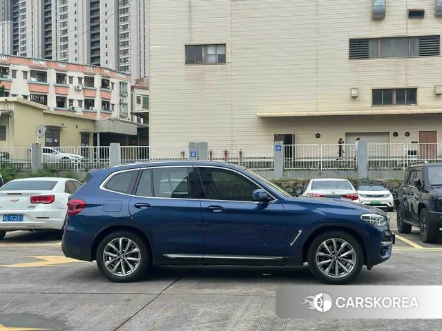 BMW X3 id 4221749 из Китая 14