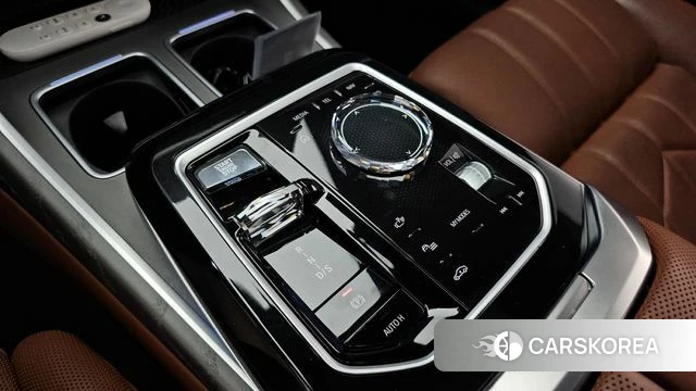 BMW 7 Series (G70) id 4656151 из Кореи 33