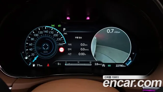 Genesis GV70 id 2519472 из Кореи 18