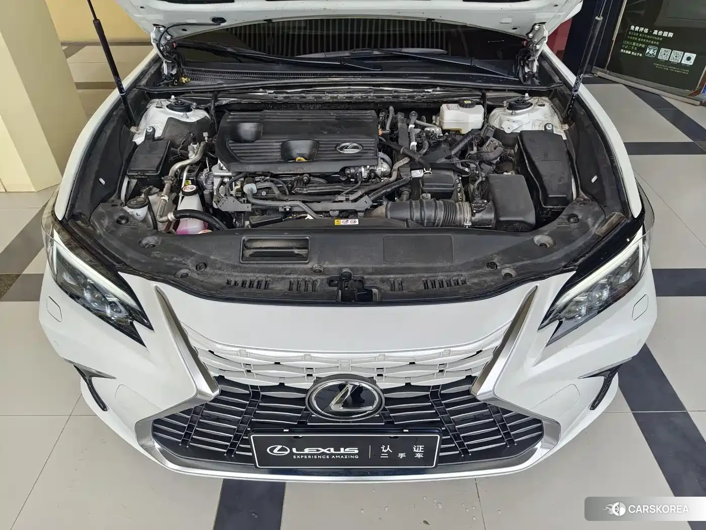 Lexus ES id 4669337 из Китая 19