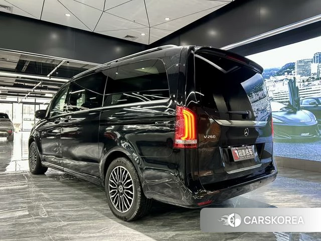 Mercedes-Benz V-class id 3890720 из Китая 31