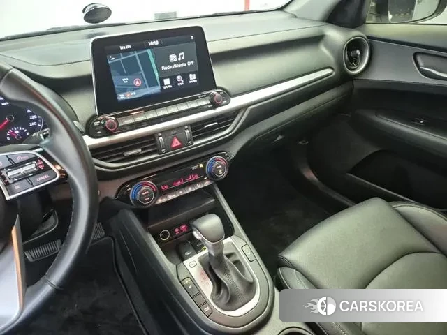 Kia Come New K3 id 3407218 из Кореи 16