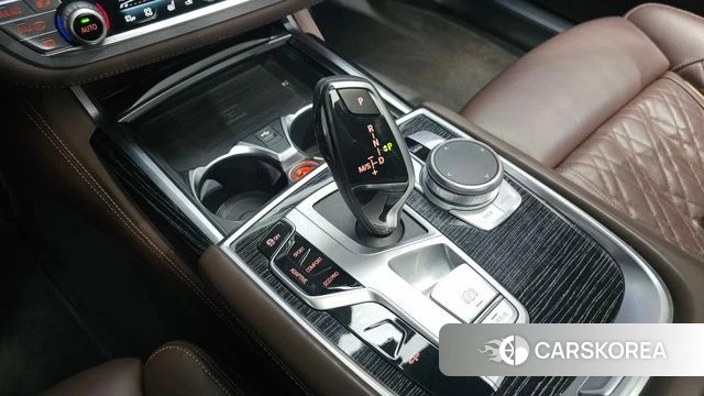 BMW 7 Series (G11) id 3800273 из Кореи 18