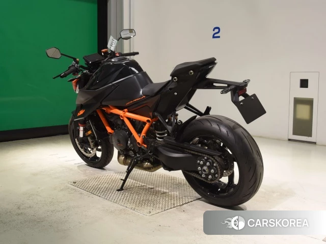 Проданный KTM 1290 SUPER DUKE R id 4313108 из Японии, фото 9