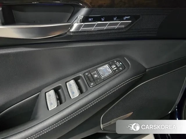 Genesis G90 id 3541201 из Кореи 18