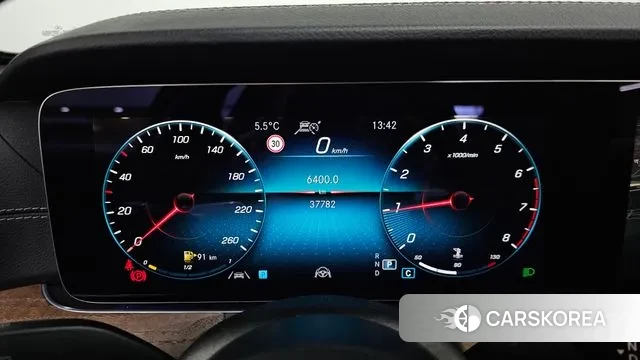 Mercedes-Benz E-Class W213 id 3577528 из Кореи 18