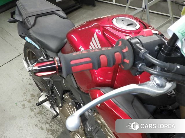 Проданный Honda CB650R id 3999484 из Японии, фото 22
