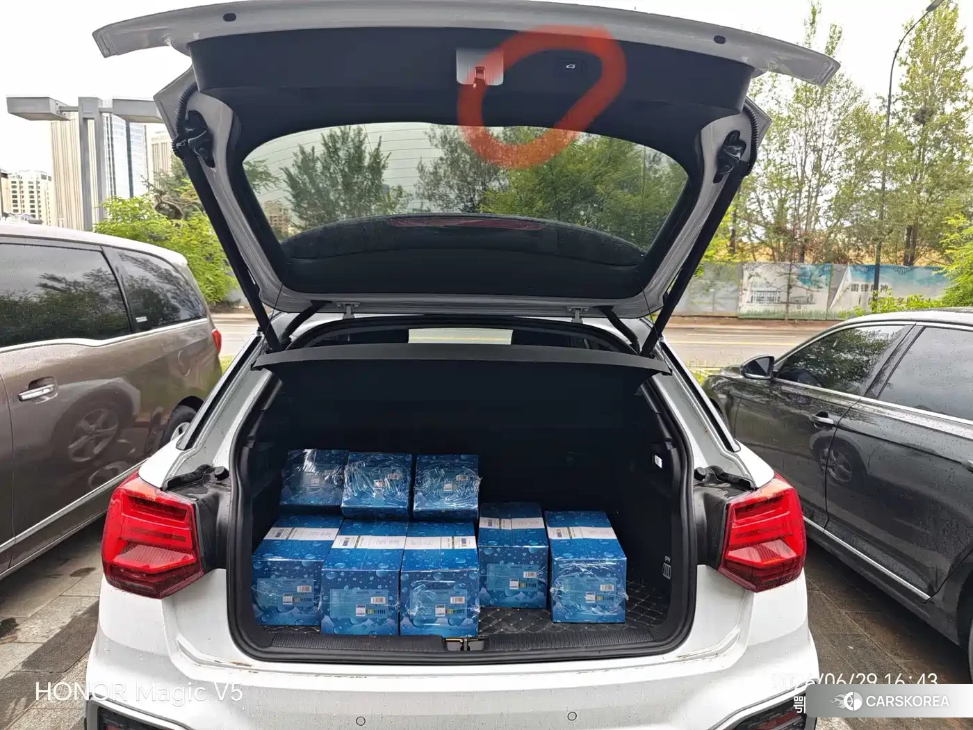 Audi Q2L id 4545687 из Китая 9