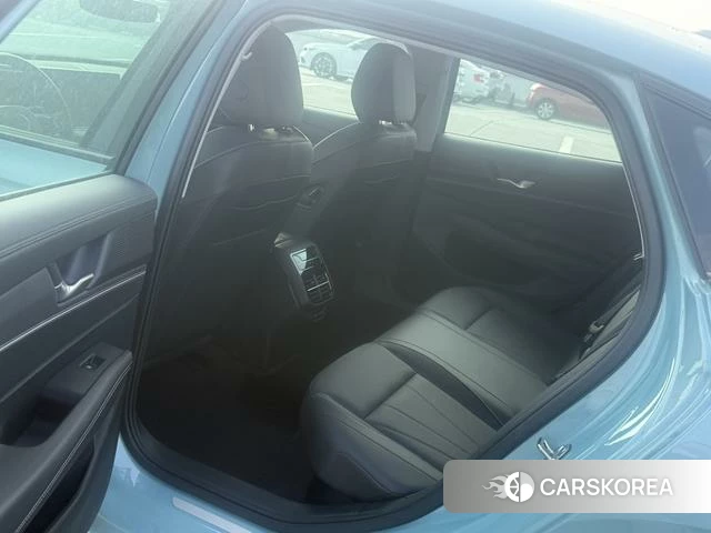 Volkswagen Passat id 3920873 из Китая 11