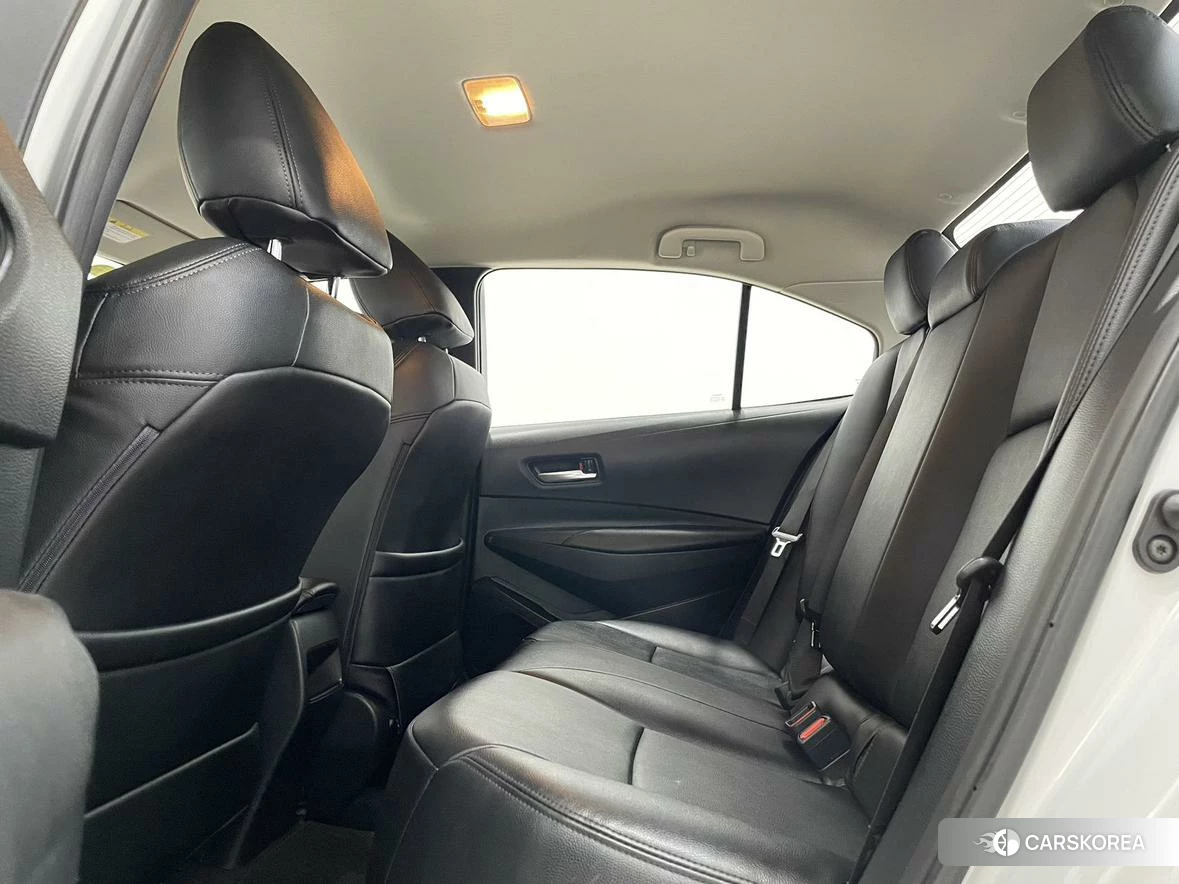 Toyota Corolla id 4504659 из Китая 16
