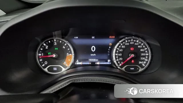 Jeep Renegade id 3656270 из Кореи 18