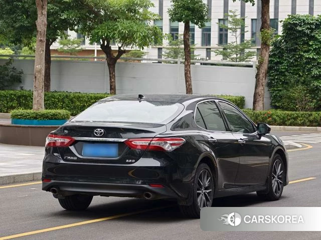 Toyota Camry id 4301008 из Китая 8