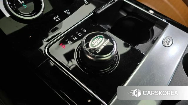 Land Rover Range Rover Velar id 4684441 из Кореи 32