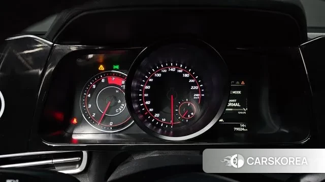 Hyundai Avante (CN7) id 3702195 из Кореи 18