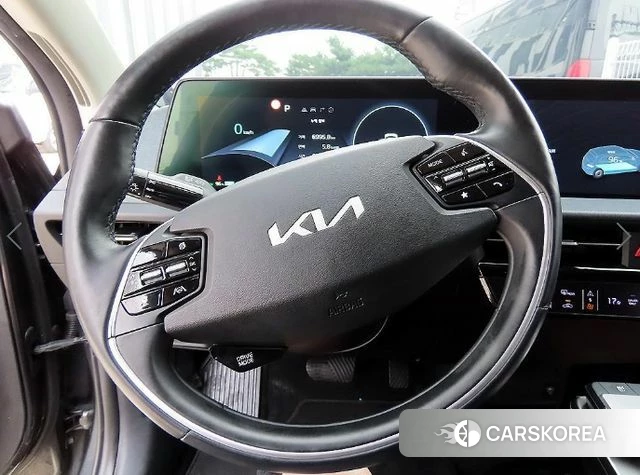 Kia EV6 id 4599984 из Кореи 18