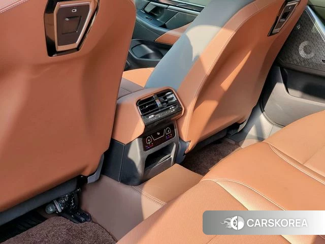 BMW 5 series id 4278321 из Китая 8