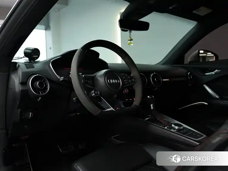 Audi TT RS id 4600904 из Китая 11
