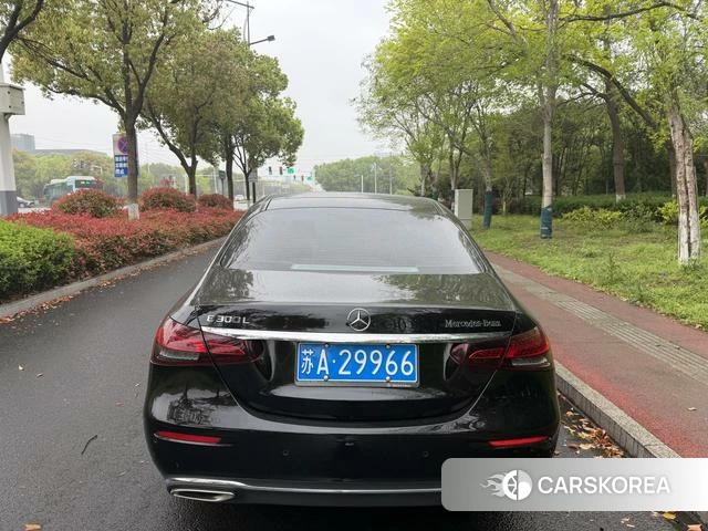 Mercedes-Benz E-class id 4209362 из Китая 8