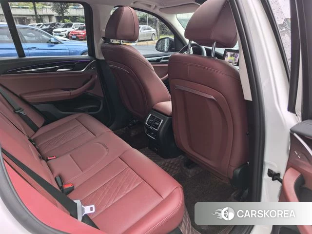 BMW X3 id 4275622 из Китая 21