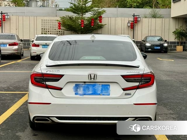 Honda Accord id 4365780 из Китая 12