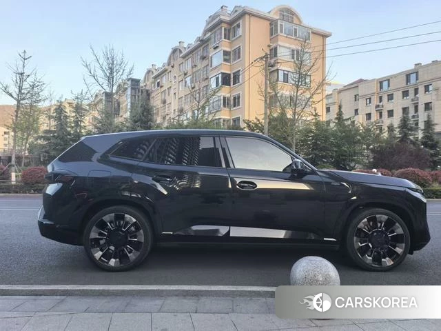 BMW XM id 4241788 из Китая 8