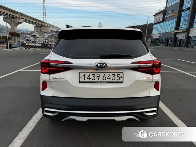 Kia Seltos id 3562624 из Кореи 18
