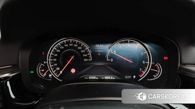 BMW 5 Series (G30) id 3801536 из Кореи 18