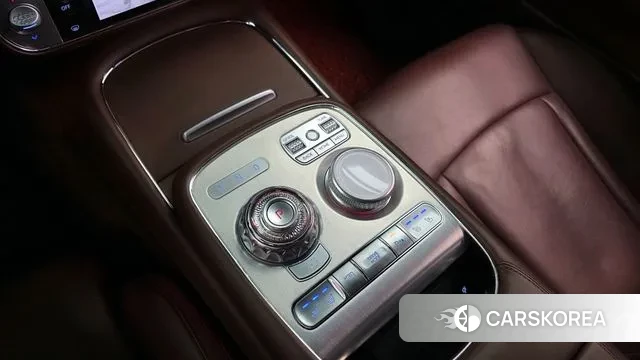 Genesis G90 (RS4) id 3394752 из Кореи 18