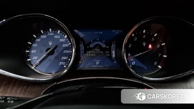 Maserati Quattroporte id 3324410 из Кореи 18