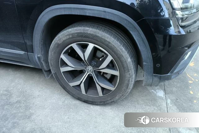 Volkswagen Tourang id 4328846 из Китая 15
