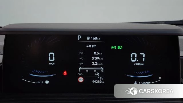 Hyundai Staria id 3952597 из Кореи 18