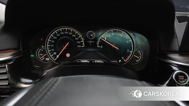 BMW 5 Series (G30) id 4384927 из Кореи 18