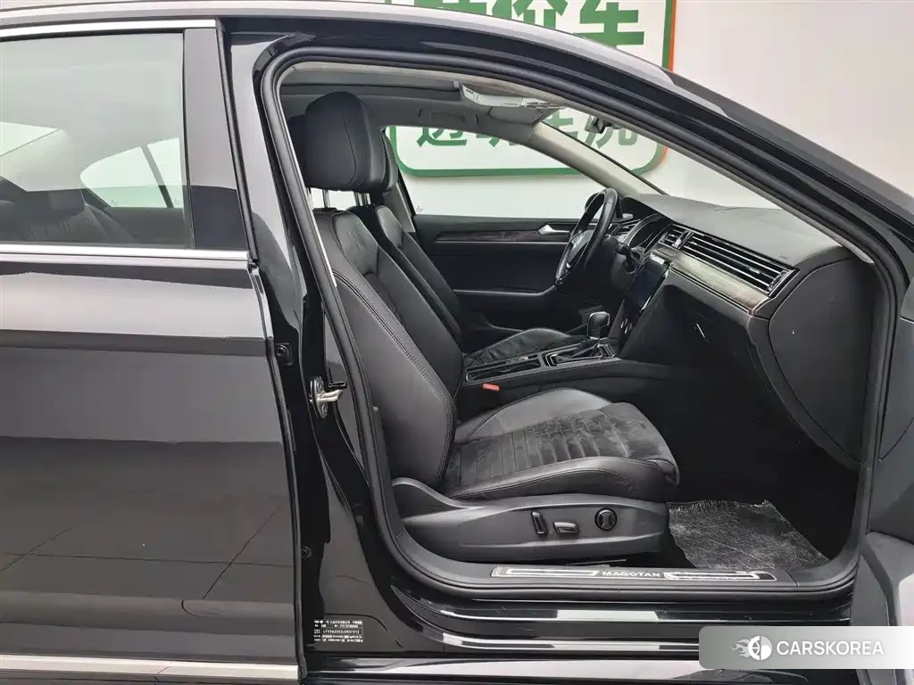 Volkswagen Magotan id 4577812 из Китая 22