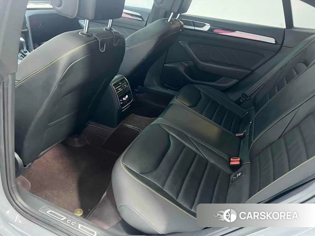 Volkswagen CC id 3869953 из Китая 18
