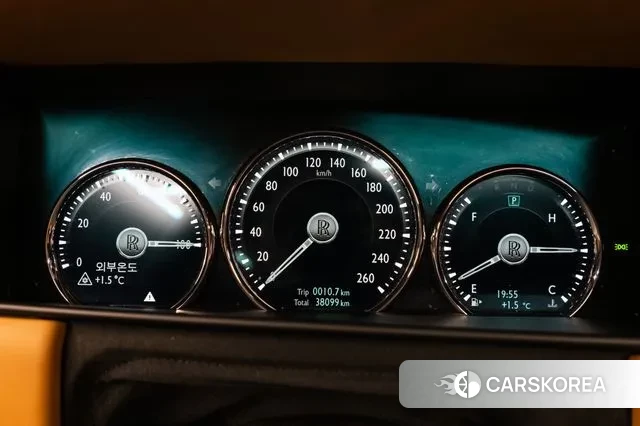 Rolls-Royce Cullinan id 3499490 из Кореи 8