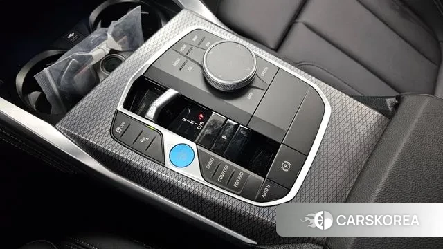 BMW i4 id 3644381 из Кореи 18