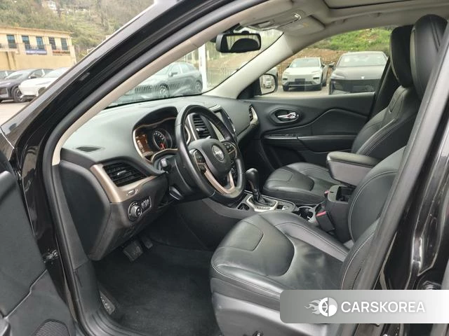 Jeep Free light id 3882316 из Китая 19