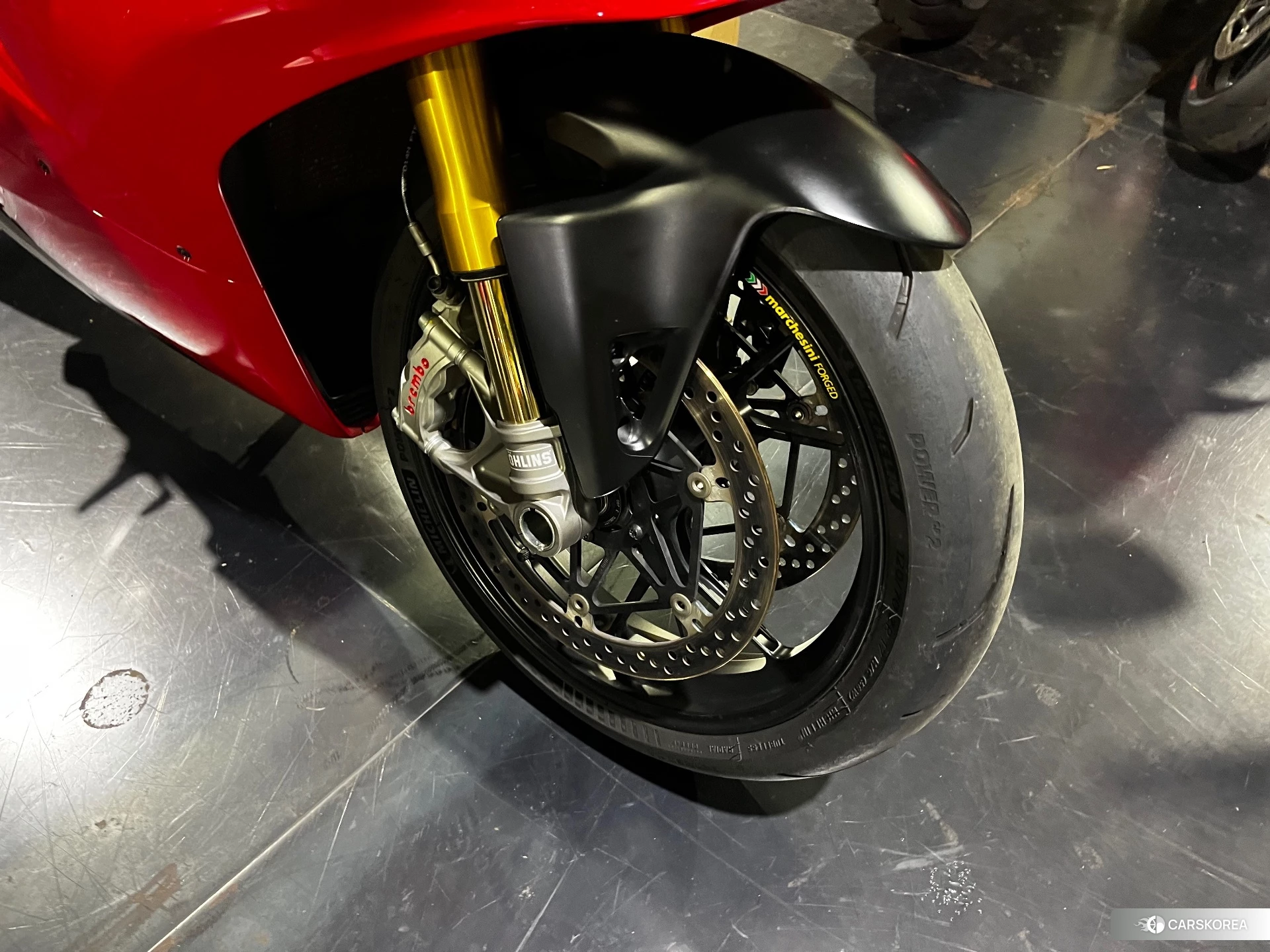 Ducati PANIGALE V4 S id 3947693 из Японии 9