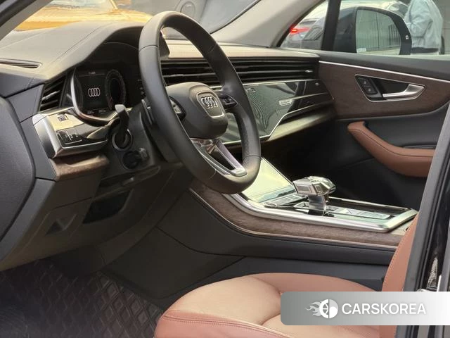 Audi Q7 id 4276801 из Китая 14