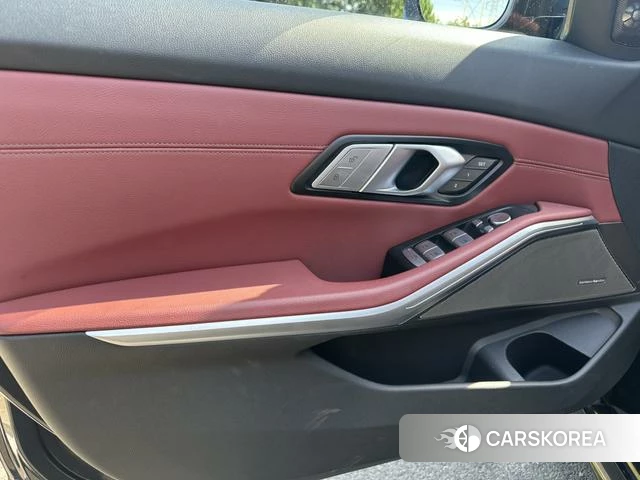 BMW 3 series id 4313516 из Китая 8