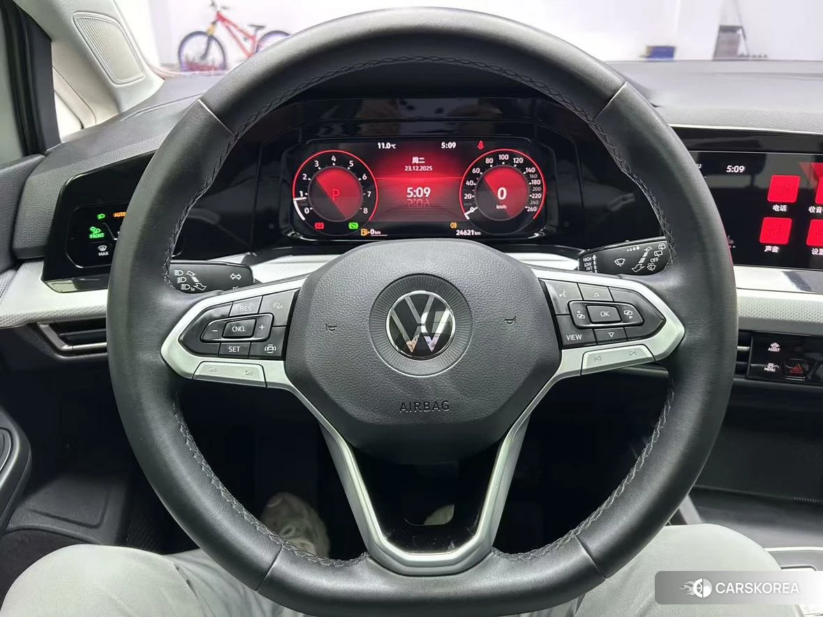 Volkswagen Golf id 4420374 из Китая 21