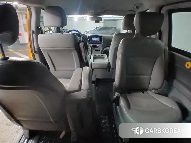 Hyundai The New Grand Starex id 3742673 из Кореи 18