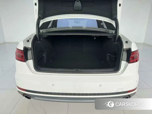Audi A4L id 4219234 из Китая 18