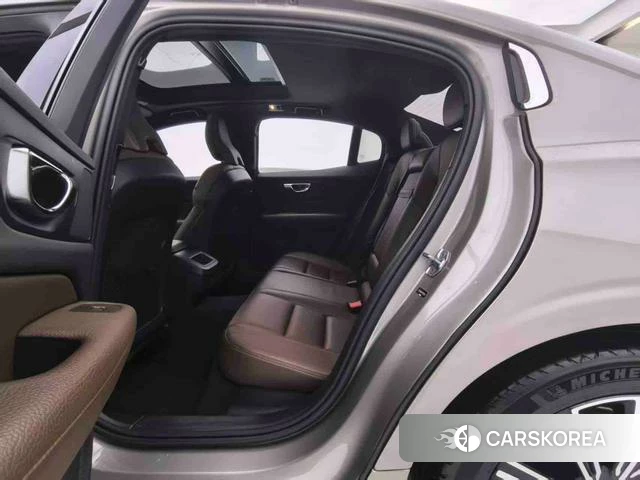 Volvo S60 id 4213313 из Китая 24