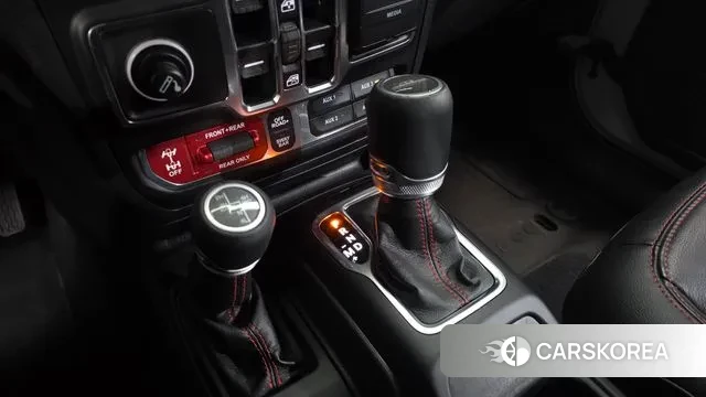 Jeep Gladiator (JT) id 3311409 из Кореи 18