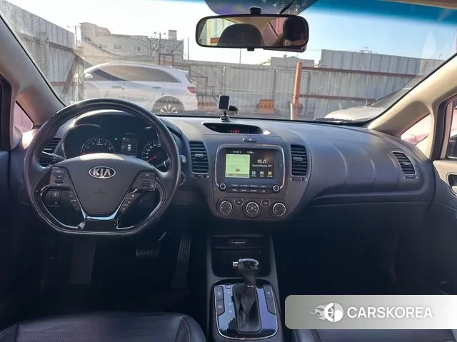 Kia The New K3 id 3505583 из Кореи 11